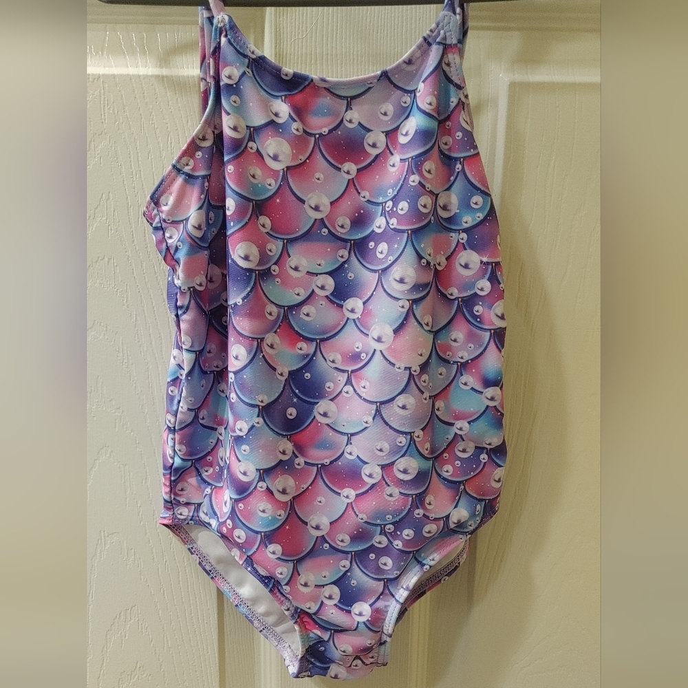 One Piece Girls Bathing Suit Medium